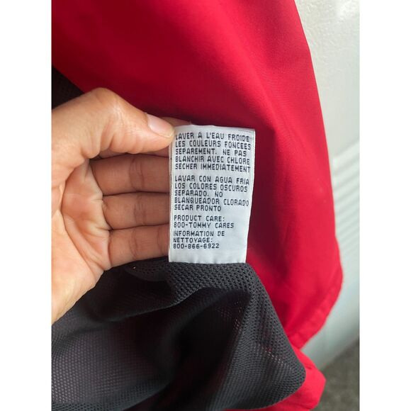 Tommy Hilfiger Women's Red Golf Vest Large Size Full Zip Sleeveless Outdoors - Picture 4 of 9